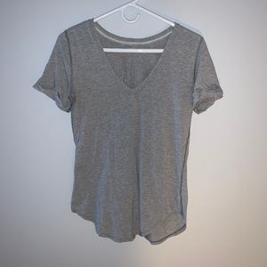 Lululemon Size M Vneck